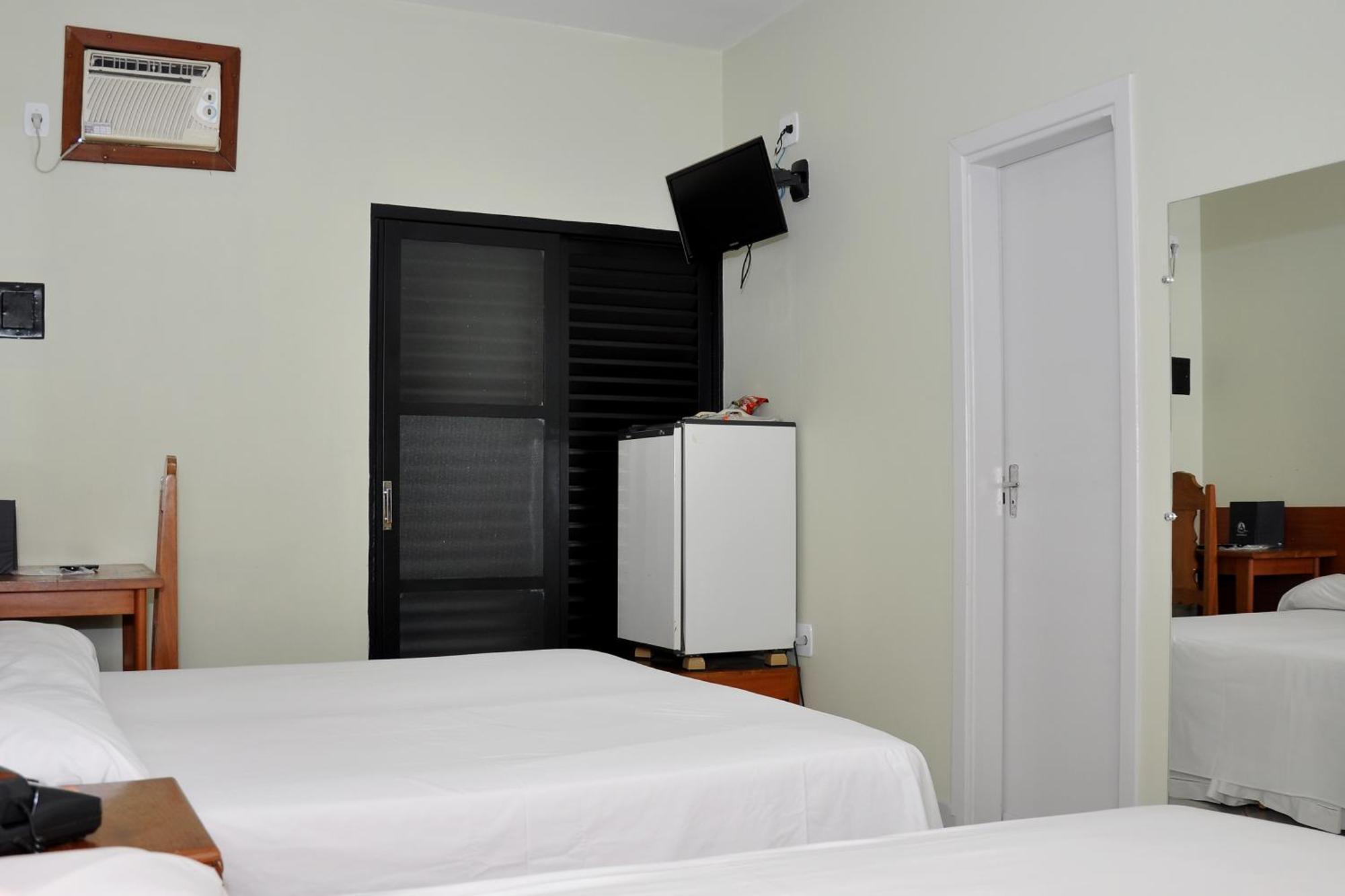 Hotel Carolina Plaza Uberaba Bilik gambar