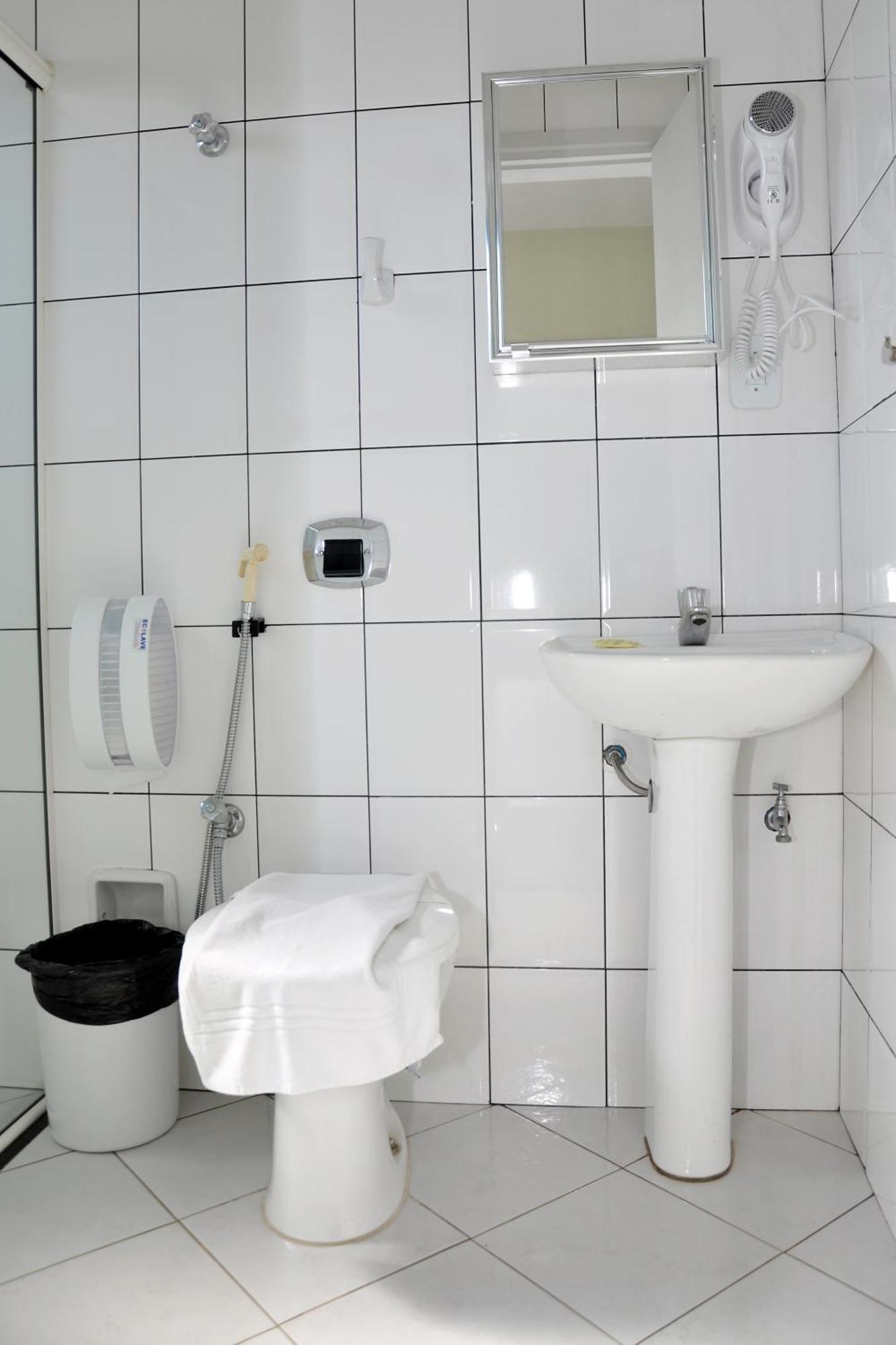 Hotel Carolina Plaza Uberaba Bilik gambar