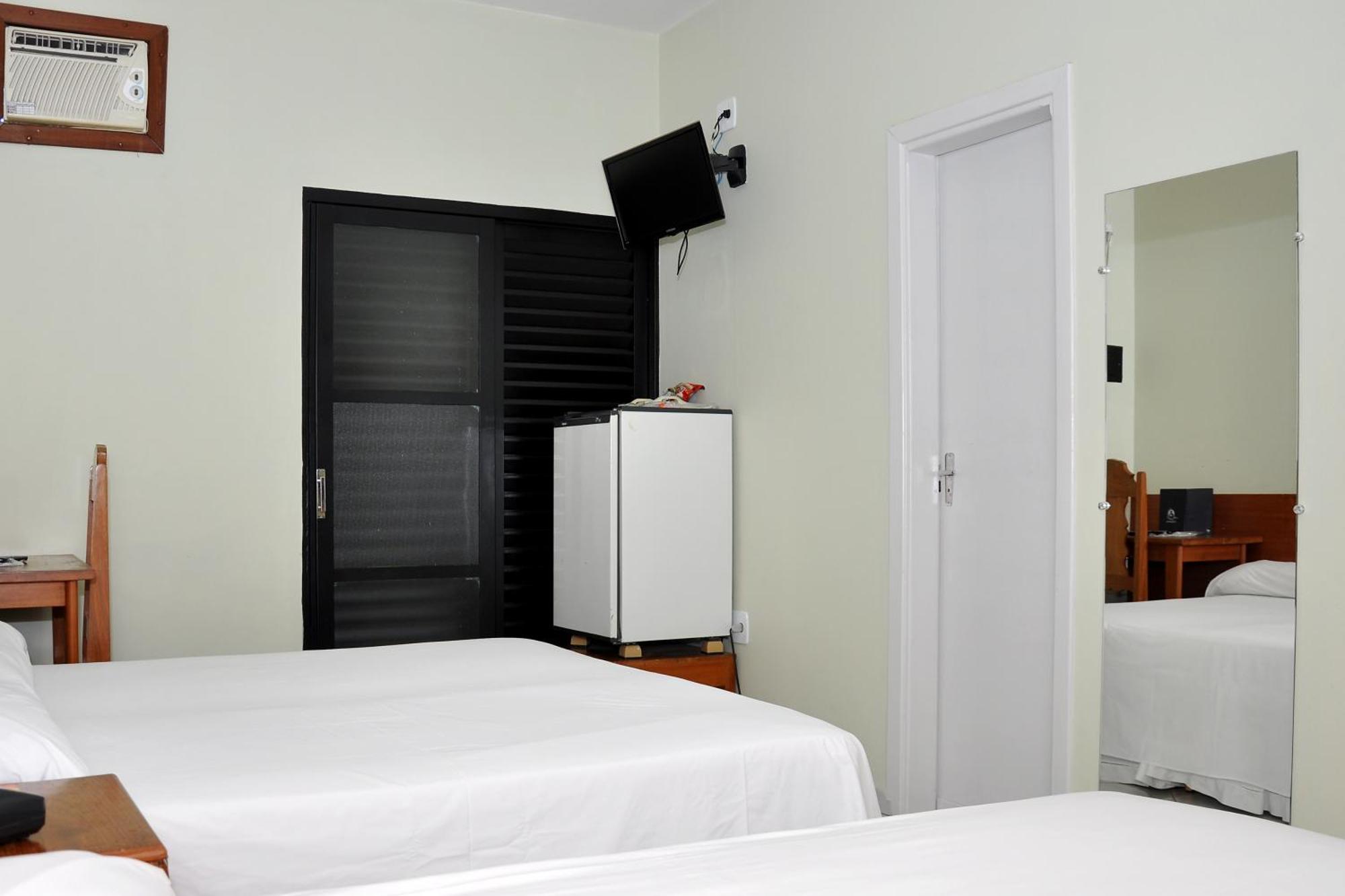 Hotel Carolina Plaza Uberaba Bilik gambar