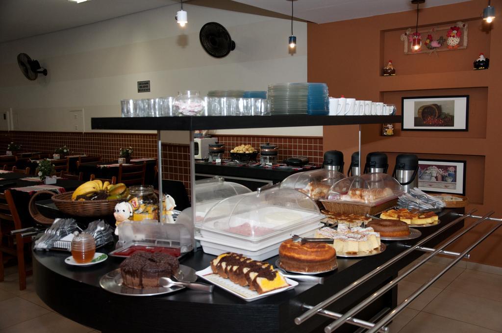 Hotel Carolina Plaza Uberaba Luaran gambar