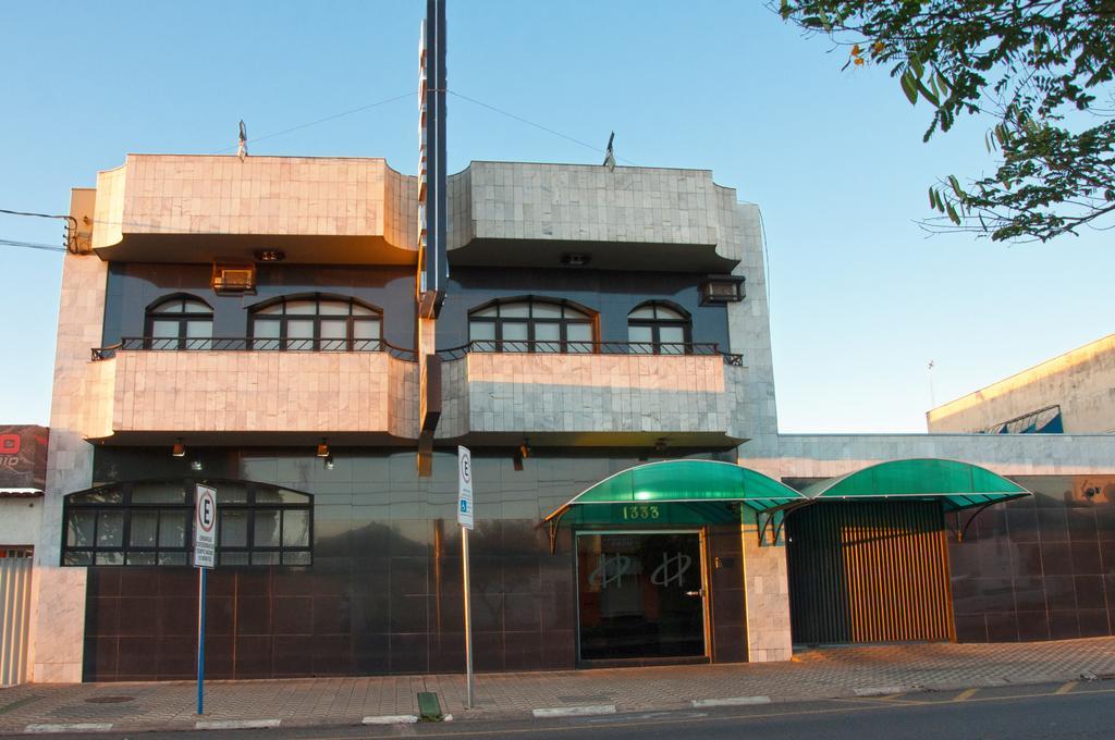 Hotel Carolina Plaza Uberaba Luaran gambar